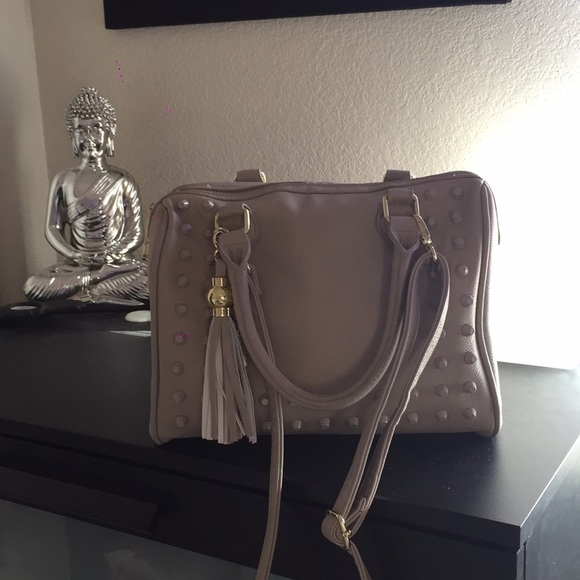 Steve Madden Handbags - Steve Madden Purse